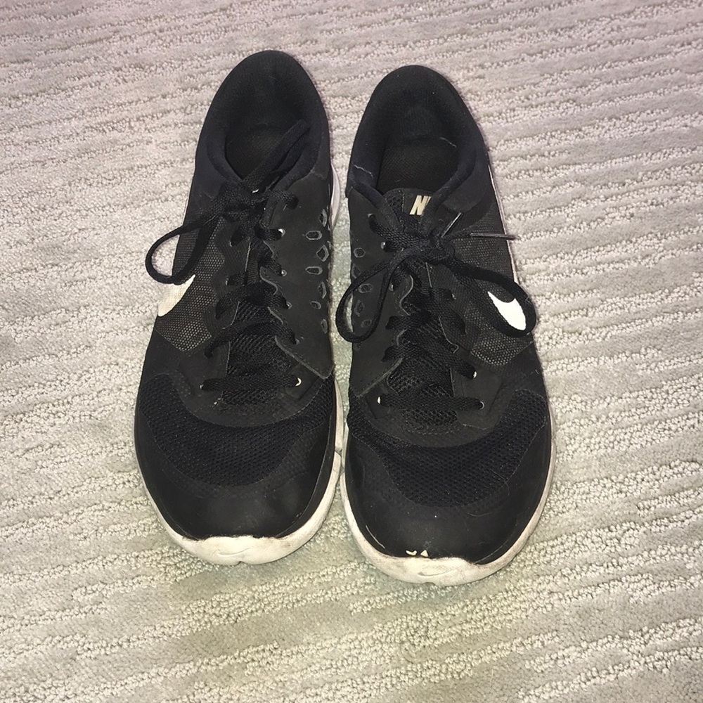 Nike FLEX RUNNING SHOES
